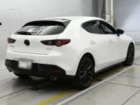 Mazda MAZDA3 лот № 36060 оценка 5  с аукциона в Японии 1
