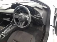 Mazda MAZDA3 лот № 30064 оценка 4  с аукциона в Японии 8
