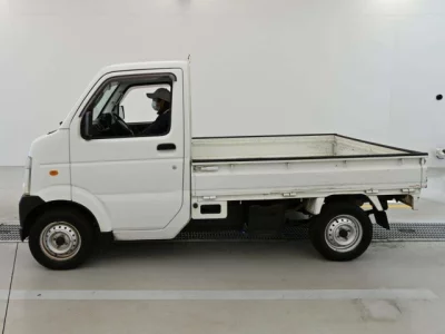 Suzuki CARRY TRUCK  с аукциона в Японии