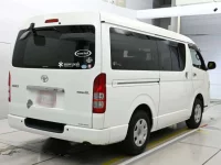 Toyota HIACE VAN лот № 40005 оценка 4  с аукциона в Японии 1
