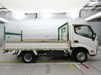Toyota DYNA лот № 90162 оценка 3  с аукциона в Японии 2