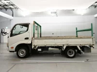 Toyota DYNA лот № 90162 оценка 3  с аукциона в Японии 3