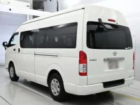 Toyota HIACE VAN лот № 40039 оценка RA  с аукциона в Японии 5