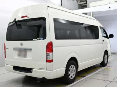 Toyota HIACE VAN  с аукциона в Японии