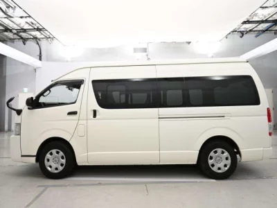 Toyota HIACE VAN  с аукциона в Японии