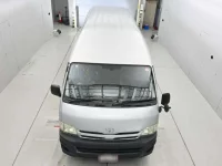 Toyota HIACE VAN лот № 40046 оценка 3.5  с аукциона в Японии 6