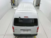 Toyota HIACE VAN лот № 40046 оценка 3.5  с аукциона в Японии 7
