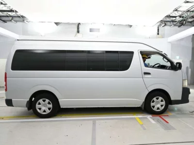 Toyota HIACE VAN  с аукциона в Японии