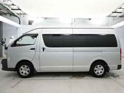 Toyota HIACE VAN  с аукциона в Японии