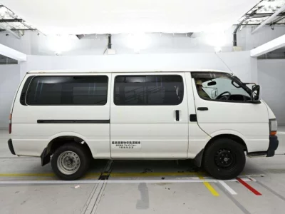 Toyota HIACE VAN  с аукциона в Японии
