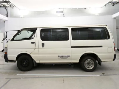 Toyota HIACE VAN  с аукциона в Японии