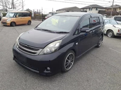 Toyota ISIS