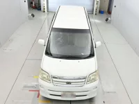 Toyota NOAH лот № 90204 оценка RA  с аукциона в Японии 3