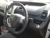 Toyota NOAH лот № 30043 оценка 4  с аукциона в Японии 8