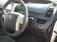 Toyota NOAH лот № 30097 оценка 3.5  с аукциона в Японии 8