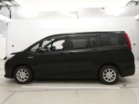 Toyota NOAH лот № 30031 оценка 3.5  с аукциона в Японии 3