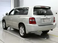 Toyota KLUGER лот № 90003 оценка 3.5  с аукциона в Японии 4