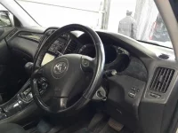 Toyota KLUGER лот № 90003 оценка 3.5  с аукциона в Японии 7