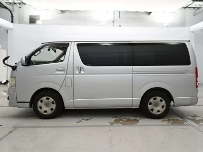 Toyota REGIUS ACE VAN