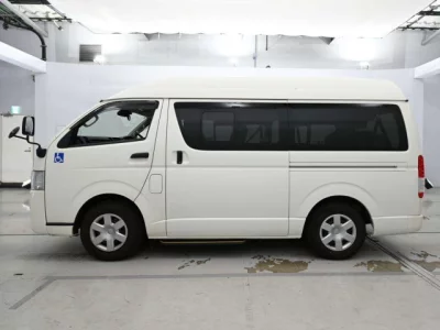 Toyota REGIUS ACE VAN