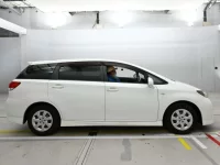 Toyota WISH лот № 30094 оценка 3.5  с аукциона в Японии 2