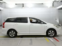 Toyota WISH лот № 30004 оценка 3  с аукциона в Японии 2