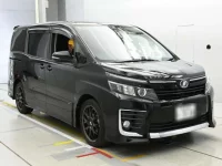 Toyota VOXY лот № 30045 оценка R  с аукциона в Японии 4