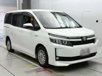 Toyota VOXY лот № 30079 оценка 4.5  с аукциона в Японии 4