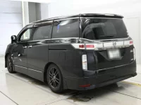 Nissan ELGRAND лот № 30267 оценка 4  с аукциона в Японии 5