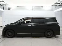 Nissan ELGRAND лот № 30267 оценка 4  с аукциона в Японии 3