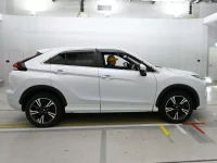 Mitsubishi ECLIPSE CROSS лот № 36071 оценка 4.5  с аукциона в Японии 2