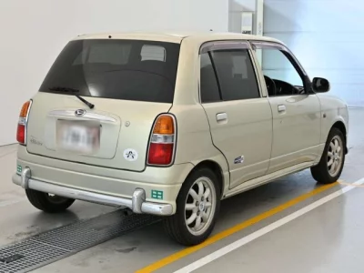 Daihatsu MIRA