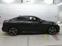 BMW 2-Series лот № 38020 оценка 5  с аукциона в Японии 2