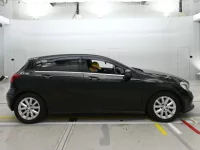 Mercedes-Benz A CLASS лот № 38077 оценка 4.5  с аукциона в Японии 2