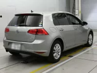 Volkswagen GOLF лот № 38001 оценка 4  с аукциона в Японии 1