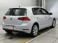 Volkswagen GOLF лот № 38008 оценка 4  с аукциона в Японии 1