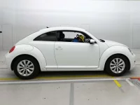 Volkswagen THE BEETLE лот № 38017 оценка 4.5  с аукциона в Японии 2