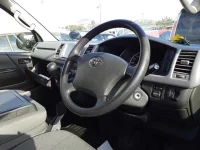 Toyota HIACE VAN лот № 40068 оценка 3.5  с аукциона в Японии 8