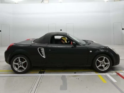 Toyota MR-S  с аукциона в Японии