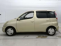 Toyota FUNCARGO лот № 10111 оценка 3.5  с аукциона в Японии 3