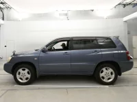 Toyota KLUGER лот № 30257 оценка 3.5  с аукциона в Японии 3