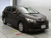 Toyota WISH лот № 10139 оценка 3  с аукциона в Японии 4
