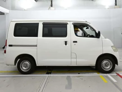 Toyota TOWN ACE VAN  с аукциона в Японии