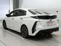 Toyota PRIUS PHV лот № 30311 оценка 4  с аукциона в Японии 4
