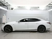 Lexus LS лот № 36189 оценка 5  с аукциона в Японии 3