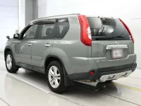 Nissan X-TRAIL лот № 30287 оценка 4  с аукциона в Японии 5