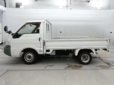 Nissan VANETTE TRUCK  с аукциона в Японии