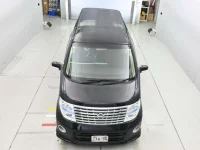 Nissan ELGRAND лот № 90195 оценка 3  с аукциона в Японии 6