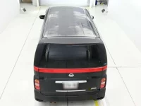 Nissan ELGRAND лот № 90195 оценка 3  с аукциона в Японии 7