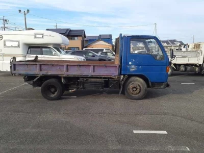 Mazda TITAN
